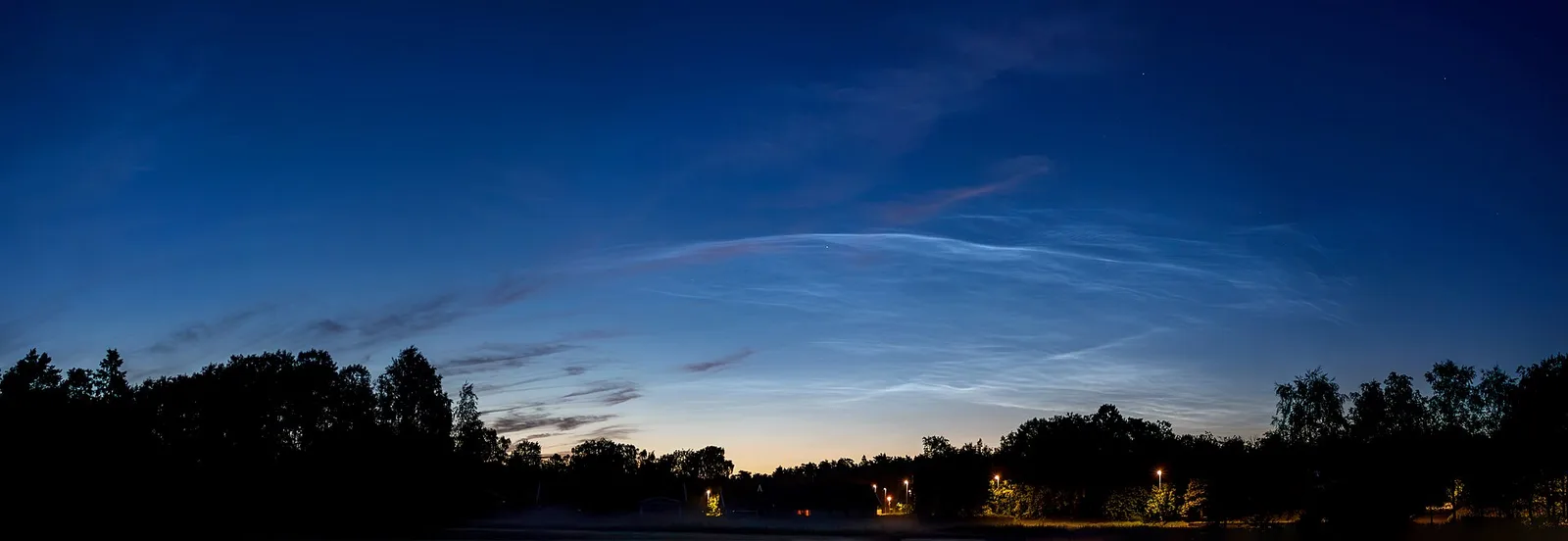 Nuages noctulescents : la géométrie qui commande leur observation en France