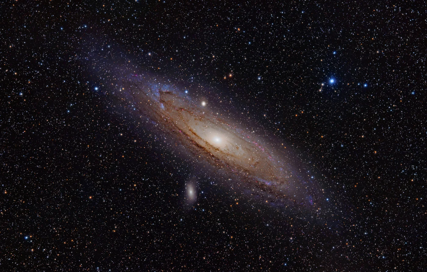 La galaxie spirale d'Andromède et ses satellites